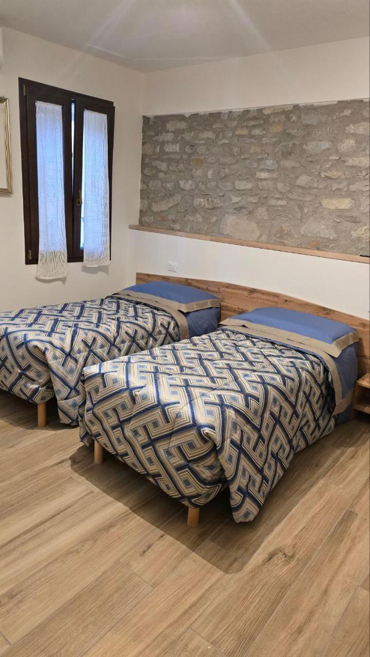 Quattro Castella Ca Mandarein Bed & Breakfast エクステリア 写真