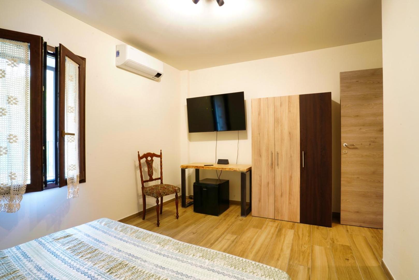 Quattro Castella Ca Mandarein Bed & Breakfast エクステリア 写真