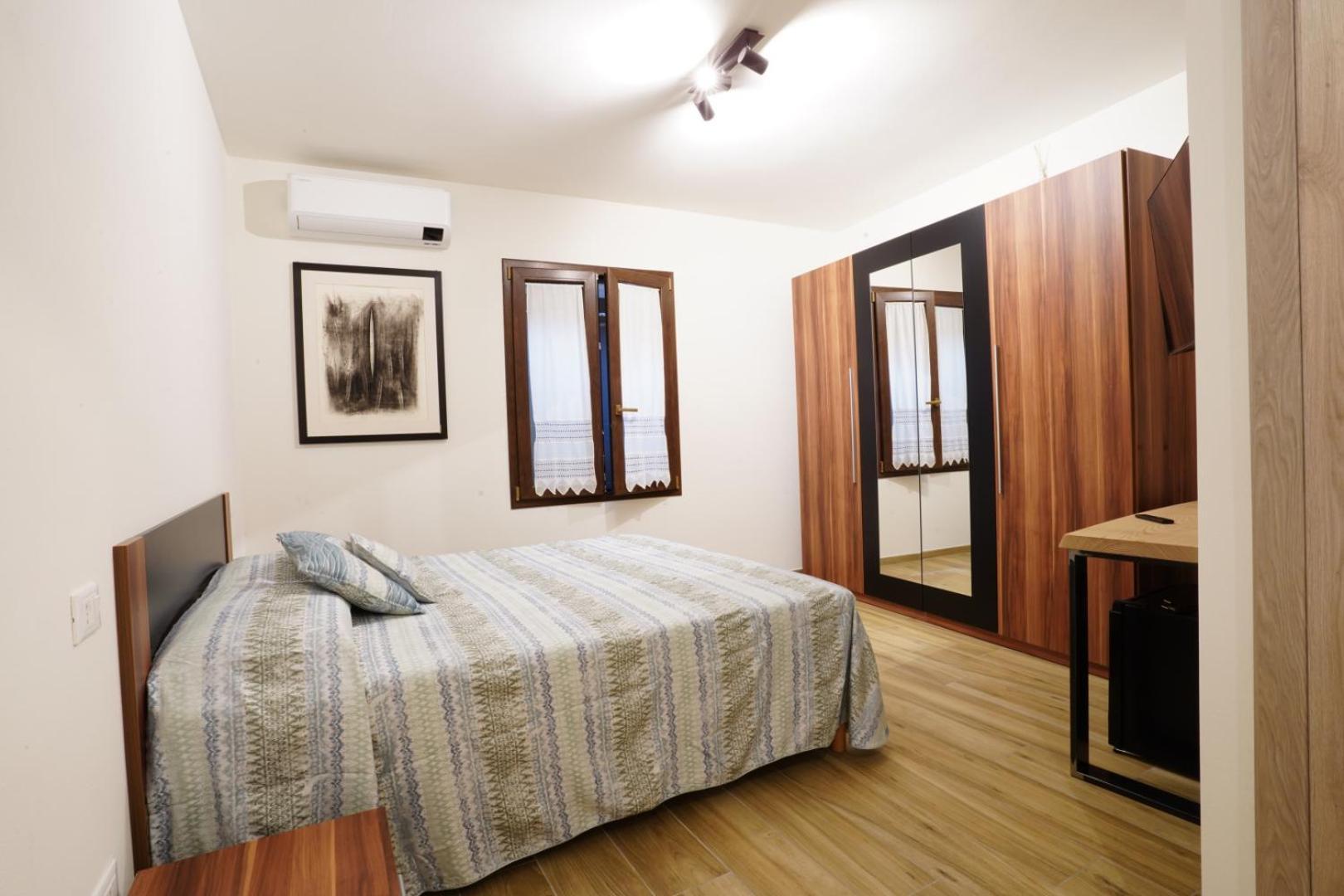 Quattro Castella Ca Mandarein Bed & Breakfast エクステリア 写真